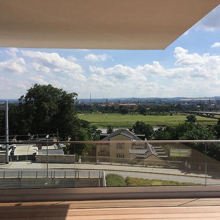 Wohnung Mit Weitblick เดรสเดน ภายนอก รูปภาพ