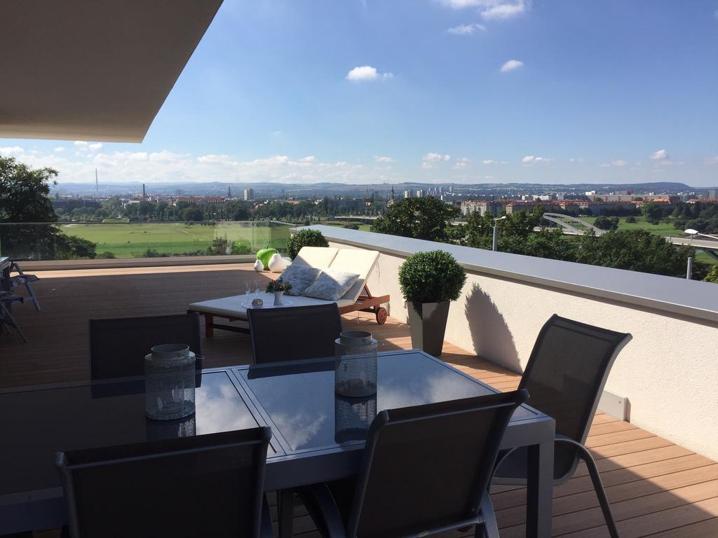 Wohnung Mit Weitblick เดรสเดน ภายนอก รูปภาพ
