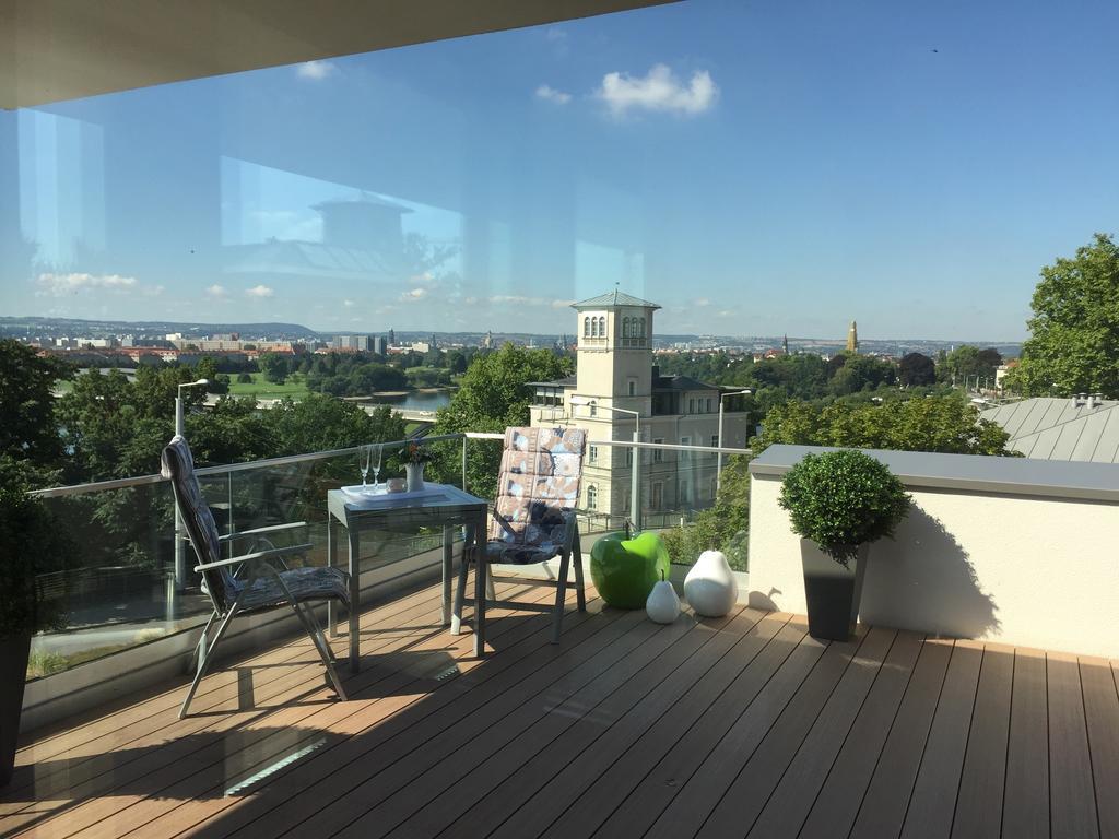 Wohnung Mit Weitblick เดรสเดน ภายนอก รูปภาพ
