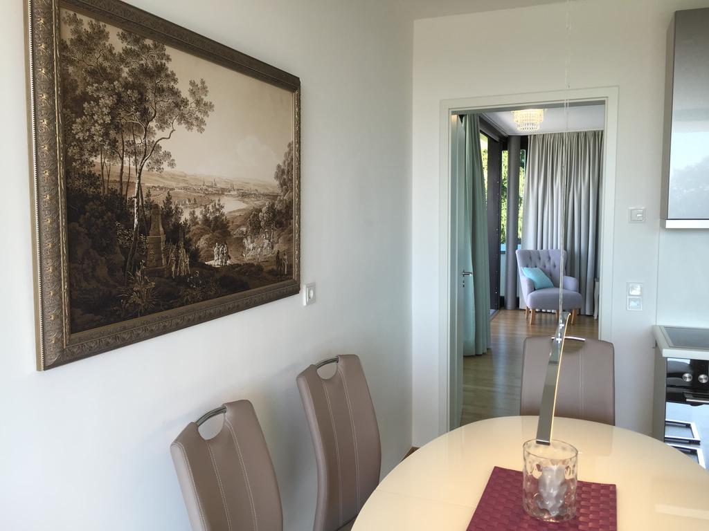 Wohnung Mit Weitblick เดรสเดน ภายนอก รูปภาพ