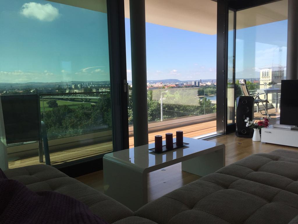 Wohnung Mit Weitblick เดรสเดน ภายนอก รูปภาพ