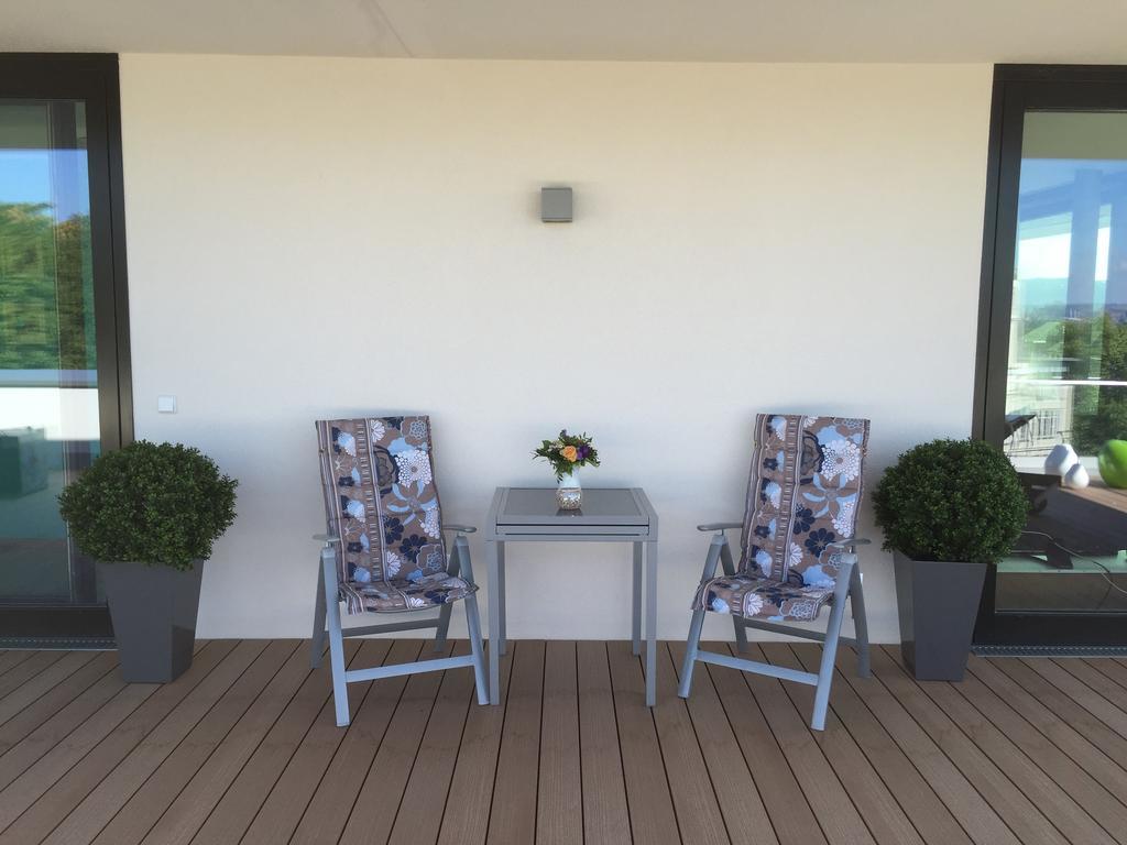 Wohnung Mit Weitblick เดรสเดน ภายนอก รูปภาพ